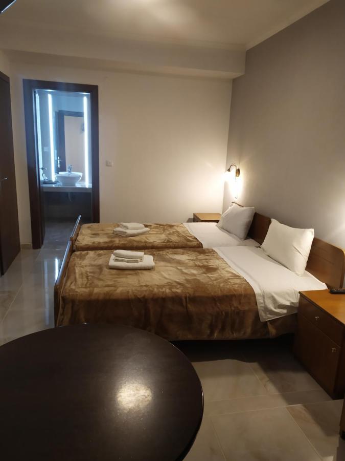 Smallhotel - Vevi Экстерьер фото